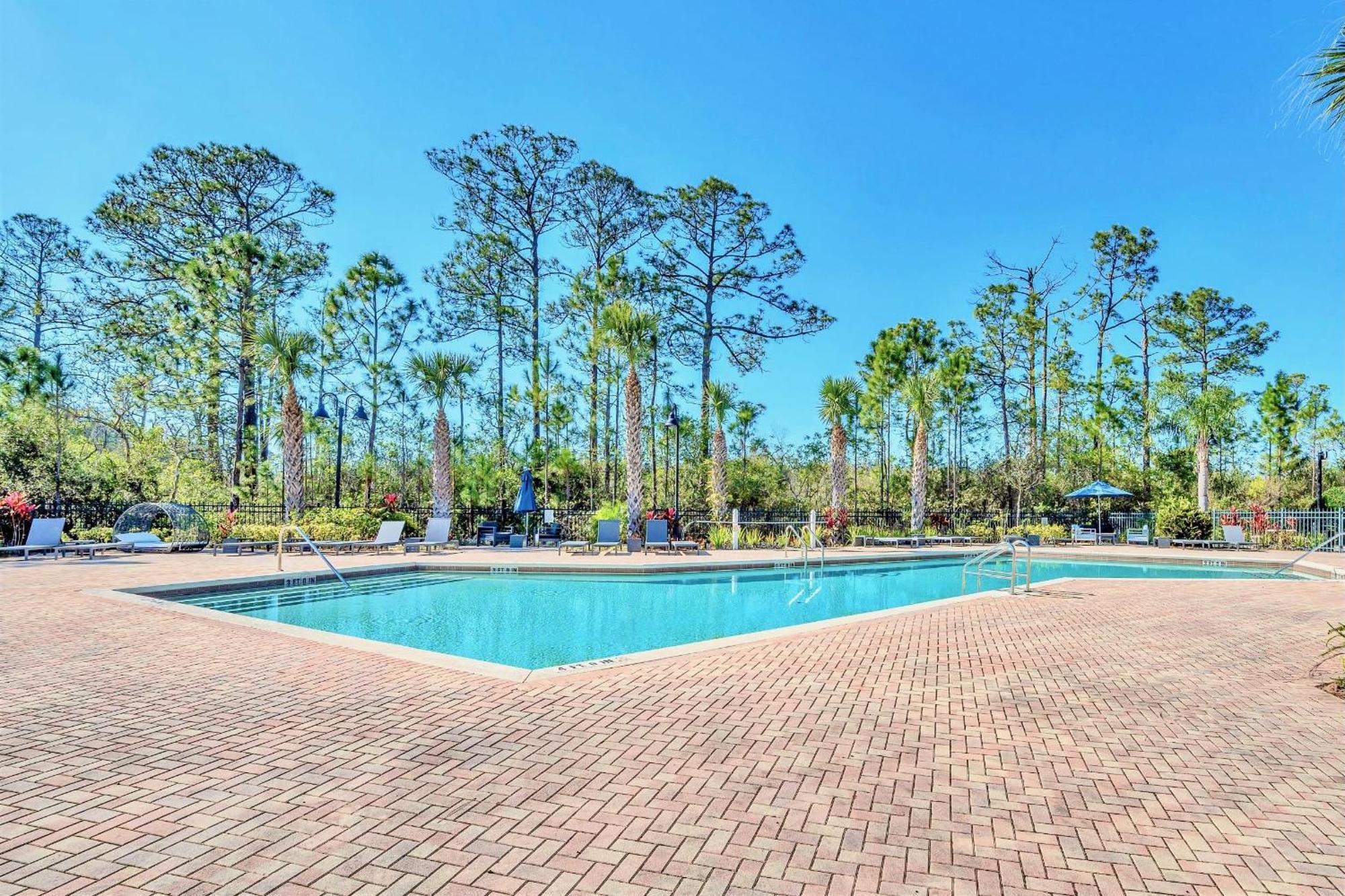 Stunning 2Br Condo With Hot Tub And Pool, Near Disney! Orlando Eksteriør bilde
