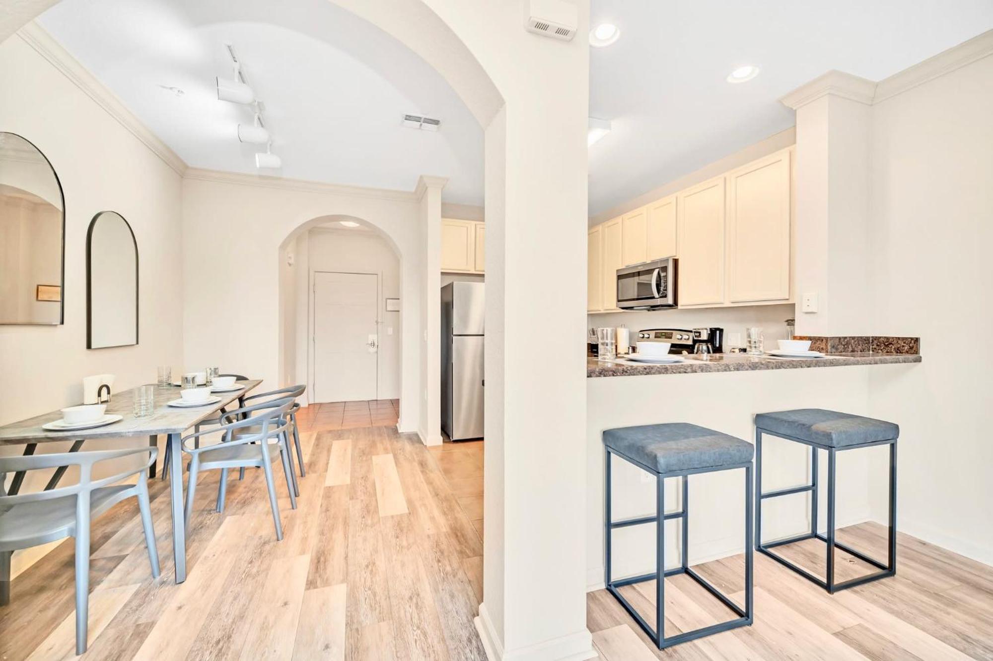 Stunning 2Br Condo With Hot Tub And Pool, Near Disney! Orlando Eksteriør bilde